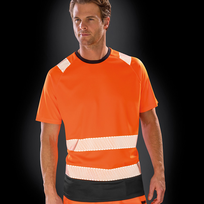 R502X recycled safety t-shirt, part of the range of Result Genuine Recycled blank clothing.